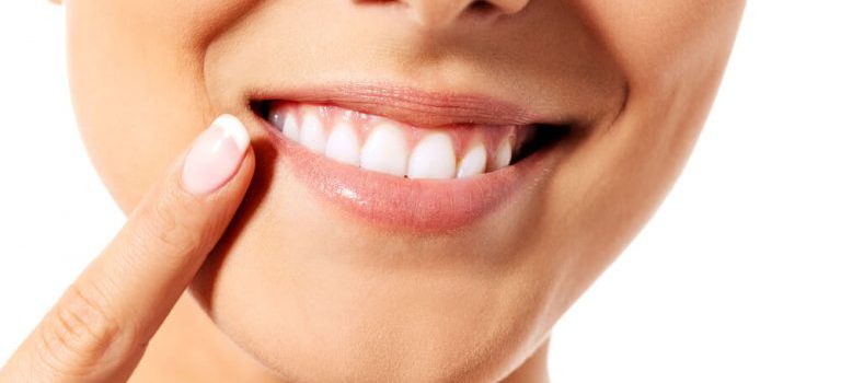 ویزاجیسم چیست؟  چگونه اعمال می شود؟  – پلی کلینیک سلامت دهان و دندان DentAtlas